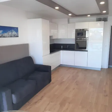 Emilie Cagnes-sur-Mer